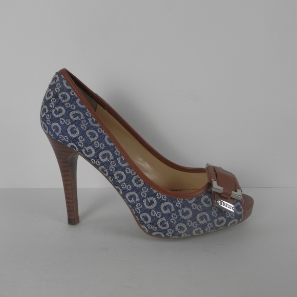 Guess Pumps with Peep Toe - Picture 7 of 8